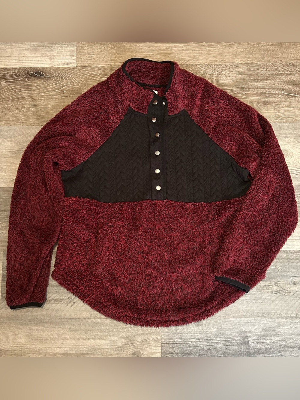 Large Maurices Burgundy Black Sherpa Fuzzy Soft Cozy Pullover Sweatshirt